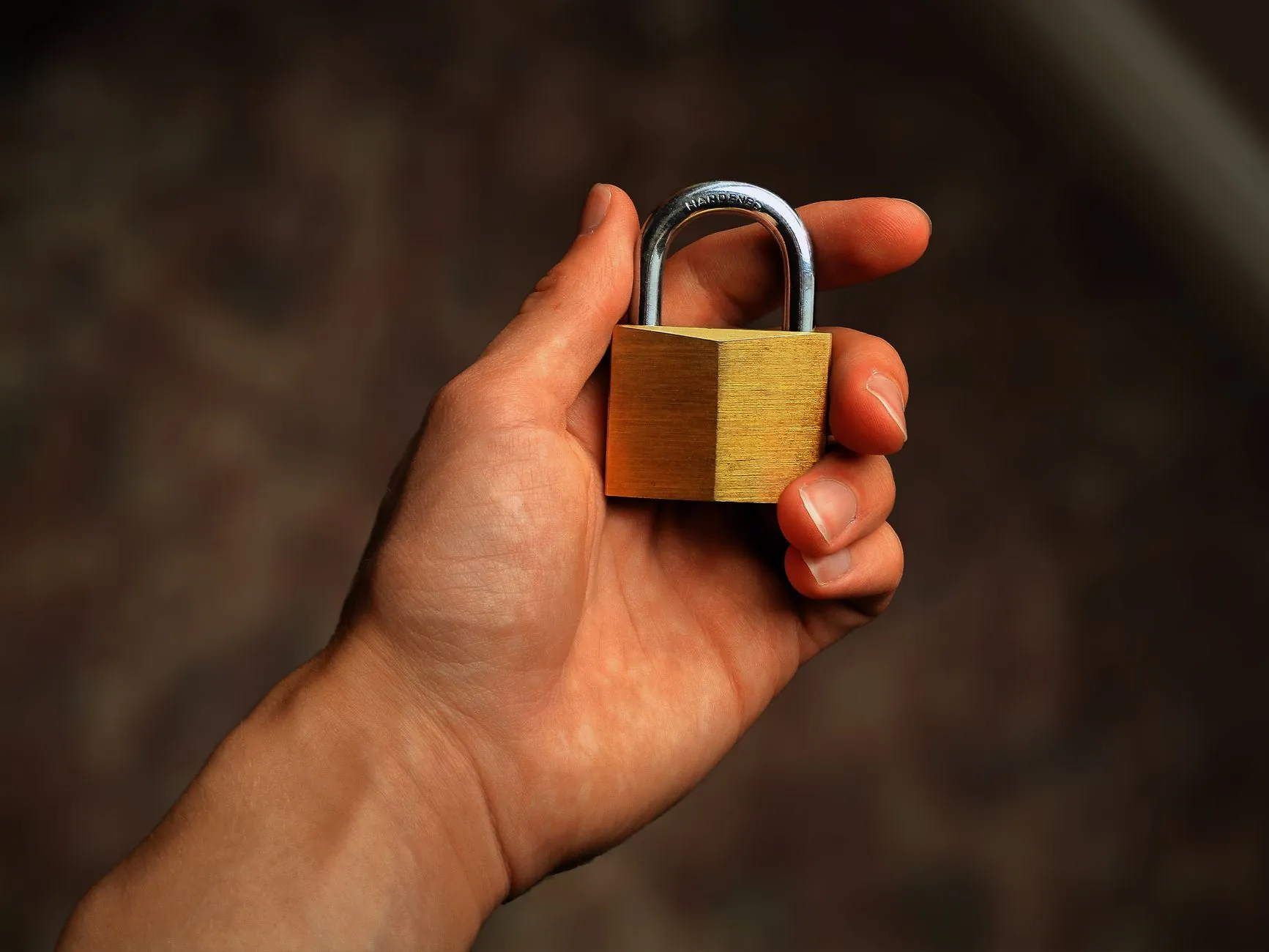 深圳科技美容皮肤管理技术解析：光电仪器与修复方案的应用实践